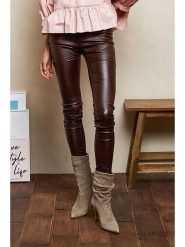 Joséfine Spodnie "Ramos" w kolorze brązowym ze skóry syntetycznej rozmiar: 40. Brązowe spodnie materiałowe damskie Joséfine, bez wzorów, ze skóry. Za 95.92 zł.