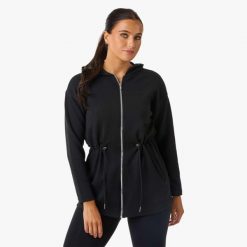Bluza treningowa damska Swedemount Move Soft Hood Jacket szybkoschnąca. Czarne bluzy bez kaptura damskie SWEDEMOUNT, z tkaniny. Za 199.99 zł.