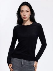 Sweter z wełną i modalem - czarny. Czarne swetry klasyczne damskie Reserved, l, z dzianiny, bez kołnierzyka. Za 119.99 zł.