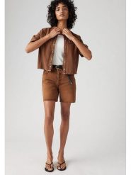 Levi's Szorty w kolorze jasnobrązowym rozmiar: W28. Brązowe szorty damskie Levi's, z aplikacjami, z bawełny, klasyczne. Za 135.17 zł.