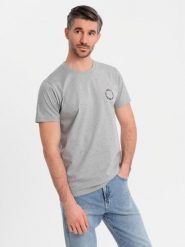 T-shirt męski bawełniany z nadrukiem i okrągłym dekoltem – jasnoszary V8 OM-TSFP-0186 - XXL. Szare t-shirty męskie Ombre Clothing, na lato, l, bez wzorów, z bawełny, bez kołnierzyka. W wyprzedaży za 39.99 zł.