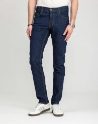 Męskie Spodnie Jeansowe Mustang Style Oregon Tapered Denim Blue 1018014 5000 901. Niebieskie spodnie materiałowe męskie Mustang, bez wzorów, z denimu. Za 189.99 zł.