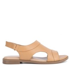 Sandały Lasocki. Brązowe sandały damskie Lasocki, bez wzorów, bez obcasa, na płaskiej podeszwie. Za 159.99 zł.