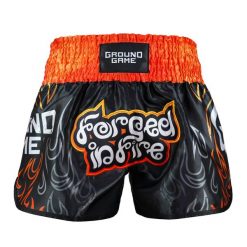 Spodenki Muay Thai Ground Game Flames. Czarne szorty męskie GROUND GAME, bez kołnierzyka. Za 169.99 zł.