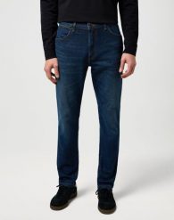 MESKIE SPODNIE JEANSOWE WRANGLER LARSTON OBSIDIAN 112371372. Spodnie materiałowe męskie Wrangler, bez wzorów, z jeansu. Za 219.99 zł.