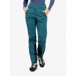 Spodnie softshell damskie Rab Ascendor AS Pants. Zielone spodnie materiałowe damskie RAB, bez wzorów, z softshellu, sportowe. Za 534.99 zł.