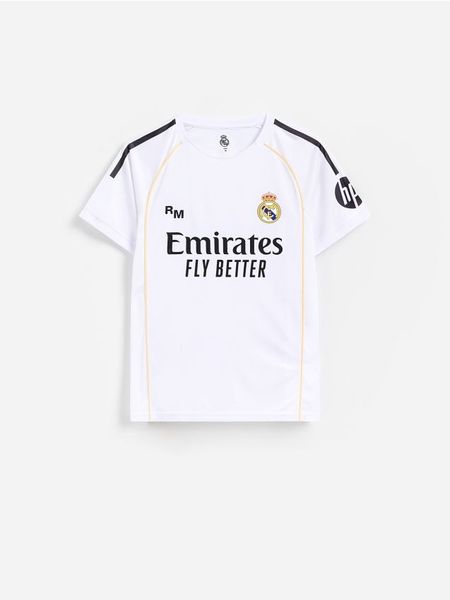 T-shirt Real Madrid - biały. Białe t-shirty męskie Reserved, l, bez wzorów, z dzianiny, bez kołnierzyka. Za 199.99 zł.
