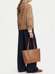 MEXX Torebka CEO-MEXX-S-003-07 Brązowy jasny. Brązowe torebki klasyczne damskie Mexx, bez wzorów, ze skóry, bez dodatków. Za 199.99 zł.