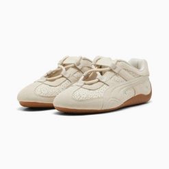 Buty sportowe damskie Puma SPEEDCAT GO BEJEWELLED 40490602. Brązowe buty sportowe na co dzień damskie Puma, z aplikacjami, z syntetyku. Za 269.94 zł.