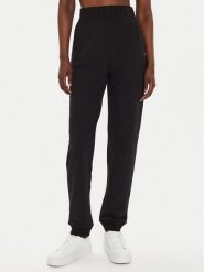 Calvin Klein Jeans Spodnie dresowe J20J224443 Czarny Regular Fit. Czarne jeansy damskie Calvin Klein Jeans. Za 219.99 zł.