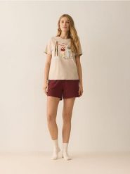 Dwuczęściowa piżama z nadrukiem - bordowy. Czerwone piżamy damskie Reserved, l, bez wzorów, z bawełny, bez ramiączek. Za 79.99 zł.