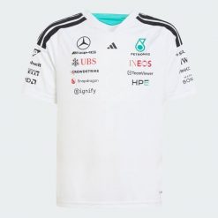 Koszulka Mercedes - Amg Petronas Formula 1 Team Driver. Białe t-shirty damskie Adidas, bez wzorów, bez kołnierzyka. Za 279.00 zł.