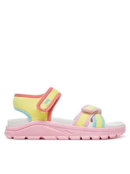 Primigi Sandały 7970700 Żółty. Żółte sandały dziewczęce Primigi, z materiału, bez zapięcia. Za 179.99 zł.