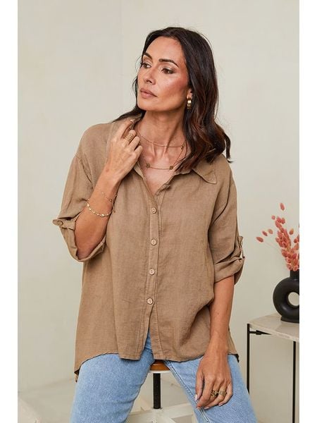 Le Monde du Lin Lniana koszula w kolorze jasnobrązowym rozmiar: 38/40. Brązowe koszule damskie Le Monde du Lin, bez wzorów, ze lnu, klasyczne, bez kołnierzyka, bez ramiączek. Za 126.45 zł.
