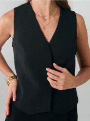 Kamizelka garniturowa z ukrytą plisą - czarny. Czarne kamizelki damskie Sinsay, l. Za 49.99 zł.