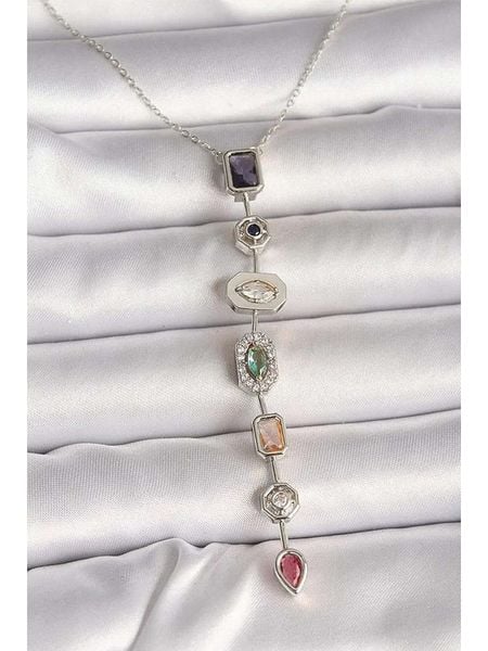 Lodie Silver Naszyjnik z cyrkoniami - dł. 45 cm rozmiar: onesize. Szare naszyjniki damskie Lodie Silver, z mosiądzu. Za 69.58 zł.