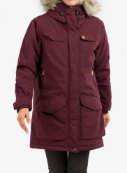 Płaszcz damski Fjallraven Nuuk Parka. Czerwone płaszcze damskie Fjällräven, na zimę, m, bez wzorów, z futra. Za 1,846.89 zł.