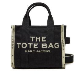 Torebka Marc Jacobs. Czarne torebki klasyczne damskie MARC JACOBS, bez wzorów, bez dodatków. Za 1,219.00 zł.