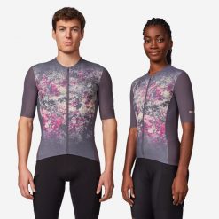 Koszulka rowerowa szosowa Van Rysel EDR Ultra krótki rękaw. Fioletowe t-shirty sportowe męskie VAN RYSEL, xs, z meshu, bez ramiączek, rowerowe. Za 269.99 zł.