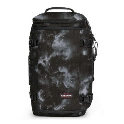 Torba sportowa konwertowalna z kieszonką Eastpak Carry. Czarne torebki dziecięce Eastpak. Za 407.50 zł.