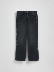 Jeansy straight z dżetami - czarny. Czarne jeansy męskie Reserved. W wyprzedaży za 79.99 zł.