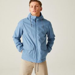 Bayano męska kurtka przeciwdeszczowa. Niebieskie kurtki męskie Regatta, m, bez wzorów, z materiału, eleganckie, bez kaptura. W wyprzedaży za 159.99 zł.