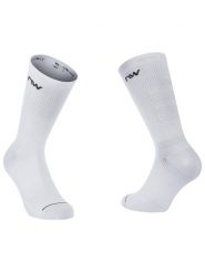 Skarpety rowerowe NORTHWAVE Extreme Pro Sock białe. Białe skarpetki męskie Northwave, bez wzorów. Za 69.00 zł.
