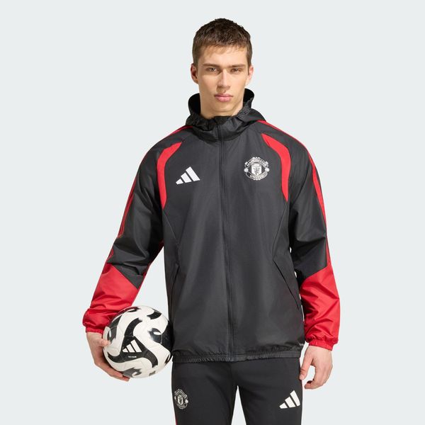 Kurtka Manchester United 26/27 Tiro All Weather. Czarne kurtki treningowe męskie Adidas, m, bez wzorów, z materiału, na fitness i siłownię. Za 429.50 zł.
