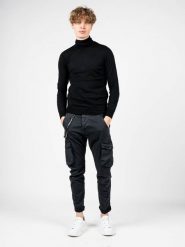 Xagon Man Sweter "Turtleneck" | A22081 & ELV18 | Mężczyzna | Czarny. Czarne swetry męskie Xagon, m, bez wzorów, z dzianiny, bez kołnierzyka. W wyprzedaży za 229.00 zł.