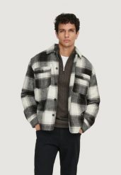 Kurtka anorak Mężczyzna ONLY & SONS Onszack Overshirt Otw Noos. Czarne kurtki męskie Only & Sons, m, bez wzorów, z dzianiny, bez kaptura. Za 322.10 zł.