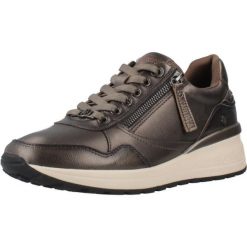 Buty CARMELA 162442C Brąz. Brązowe obuwie trekkingowe damskie Carmela. Za 404.58 zł.