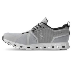 Buty do biegania damskie On On Cloud Waterproof. Białe obuwie do biegania damskie On Running. Za 956.00 zł.