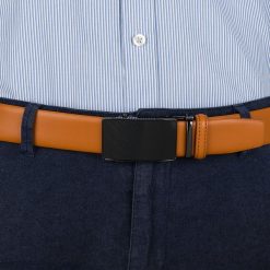 Pasek męski skórzany 3,5 cm klamra automatyczna Beltimore camel 02-543 : Kolory - brązowy, beżowy, Rozmiar pasków - r.115-130 cm. Brązowe paski męskie bez wzorów, ze skóry, wizytowe. Za 64.99 zł.
