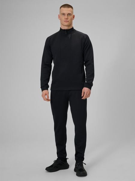 4F Spodnie treningowe szybkoschnące męskie - czarne M. Czarne spodnie materiałowe męskie 4f, bez wzorów, z materiału, biznesowe. Za 199.99 zł.