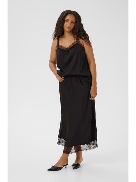 KAFFE curve Bluzka w kolorze czarnym rozmiar: 48. Czarne bluzki damskie KAFFE curve, bez wzorów, z koronki, bez kołnierzyka, bez ramiączek. Za 86.99 zł.