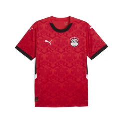Męska koszulka domowa Egipt 2025 PUMA Red Black. Czarne t-shirty sportowe męskie Puma, m, bez ramiączek, do piłki nożnej. Za 419.00 zł.