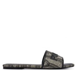 Klapki Furla. Czarne klapki damskie Furla, bez wzorów, bez obcasa. Za 869.99 zł.
