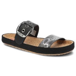 Czarne Klapki Big Star Modne Buty Na Lato. Czarne klapki damskie Big Star, z aplikacjami, ze skóry ekologicznej, bez obcasa. Za 109.00 zł.