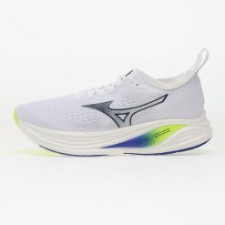 Buty do biegania Mizuno Neo Zen 2. Białe obuwie do biegania damskie Mizuno. Za 449.99 zł.