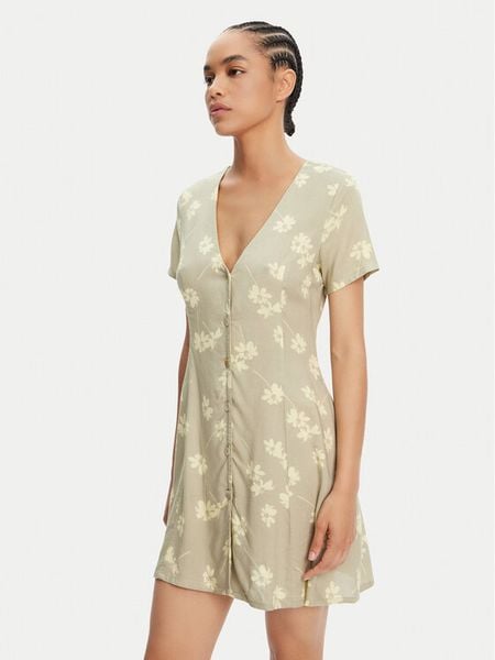 RVCA Sukienka letnia 23B131508 Zielony Regular Fit. Zielone sukienki damskie RVCA, na lato, l, bez wzorów, z wiskozy, bez kołnierzyka, bez ramiączek. Za 219.99 zł.