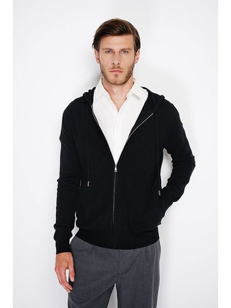 William de Faye Kardigan w kolorze czarnym rozmiar: 44. Czarne kardigany męskie William De Faye, bez wzorów, z kaszmiru, klasyczne, bez kołnierzyka. Za 165.99 zł.