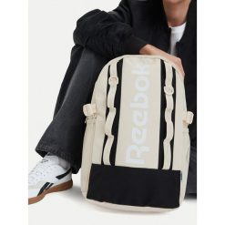 Plecak Reebok. Brązowe plecaki damskie Reebok, bez wzorów, sportowe. Za 179.99 zł.