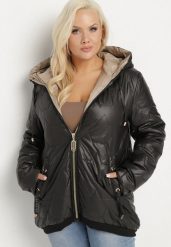 Czarna Kurtka Pikowana o Pudełkowym Kroju z Kapturem Nusolea. Czarne kurtki damskie Born2be, plus size, bez wzorów, z jeansu, z kapturem. Za 169.99 zł.