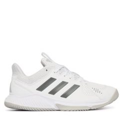 Buty halowe adidas. Białe buty sportowe na co dzień damskie Adidas, bez wzorów. Za 339.99 zł.