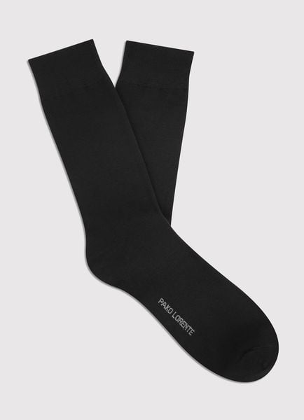 PAKOLORENTE - Gładkie czarne skarpety męskie. Czarne skarpetki męskie Pako Lorente, bez wzorów, z bawełny. Za 49.99 zł.