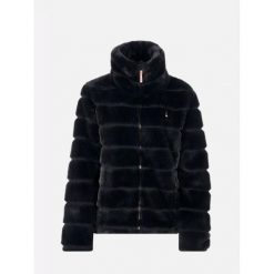 Kurtka polarowa damska sztuczne futro CAPPA. Czarne kurtki damskie Aulp, na zimę, l, bez wzorów, z futra, bez kaptura. Za 599.99 zł.