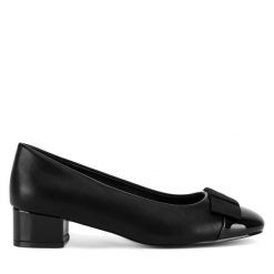 Czółenka Lasocki. Czarne czółenka damskie Lasocki, bez wzorów, bez obcasa. Za 179.99 zł.