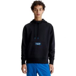 Bluza z kapturem Calvin Klein Logo Hoodie, Mężczyźni. Czarne bluzy z kapturem męskie CALVIN KLEIN, m, z bawełny. Za 590.00 zł.