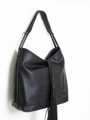 Torba damska shopperka w stylu boho czarna jj574064 906. Czarne torebki klasyczne damskie Big Star, z aplikacjami, ze skóry, zdobione, bez dodatków. Za 189.99 zł.