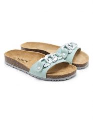 Billowy Skórzane klapki w kolorze błękitnym rozmiar: 36. Niebieskie klapki damskie Billowy, z aplikacjami, bez obcasa. Za 173.99 zł.